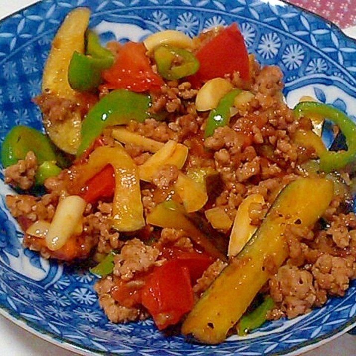 おつまみ、おかず、丼に！夏野菜とひき肉のホット炒め